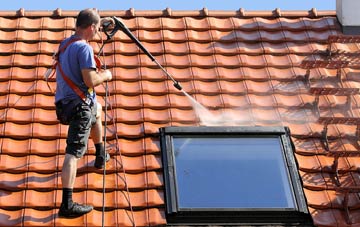 roof cleaning Hunts Green